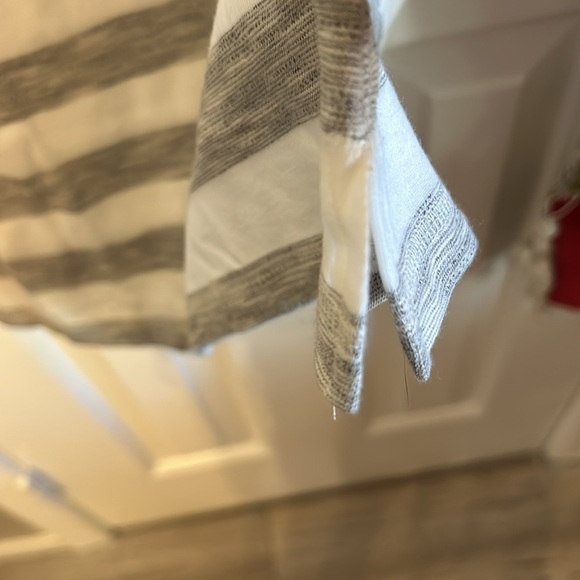 T by Talbots Women’s (S) Gray White Striped Cowl Neck Longsleeve Tee Top NWT - Picture 6 of 9